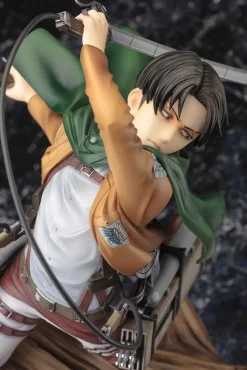 Attack on Titan - Levi Ackermann Statue / ARTFXJ / Renewal Version: Kotobukiya