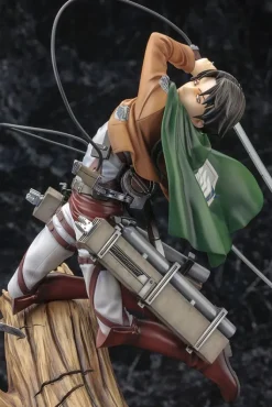 Attack on Titan ARTFXJ - Statue Levi Renewal Package Ver.: Kotobukiya