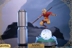 Avatar Der Herr der Elemente - Aang Statue / Collector's Edition: First 4 Figures