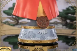 Avatar: The Last Airbender- Aang Statue / Collector's Edition: First 4 Figures