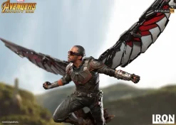 Avengers Infinity War - Falcon Statue: Iron Studios