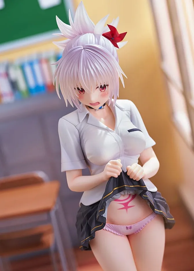 Ayakashi Triangle - Matsuri Kazamaki Statue: Phat!