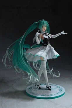 Character Vocal Series 01 - Miku Statue / Symphony 2019: Good Smile Company