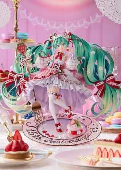 Character Vocal Series 01 - Hatsune Miku Statue / 15th Anniversary Version:: Good Smile Company