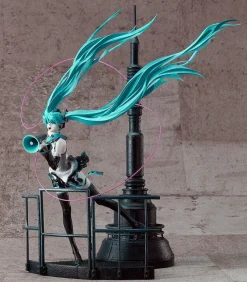 Character Vocal Series 01 - Hatsune Miku Statue / Love is War - Refined Version: Good Smile Company