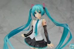 Character Vocal Series 01 - Hatsune Miku Statue - V4X Version: Good Smile Company