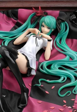 Character Vocal Series - Hatsune Miku Statue / World is Mine Brown Frame: Good Smile Company