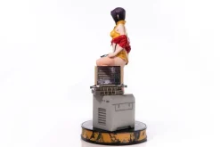 Cowboy Bebop - Faye Valentine Statue: First 4 Figures