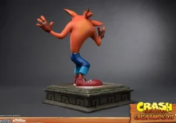 Crash Bandicoot - Crash Bandicoot Statue: First 4 Figures