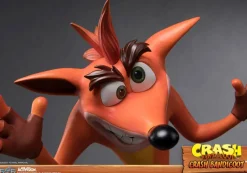 Crash Bandicoot - Crash Bandicoot Statue: First 4 Figures