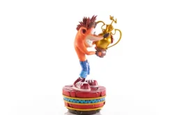 Crash Team Racing Nitro-Fueled - Crash Bandicoot Statue (Winner): First 4 Figures