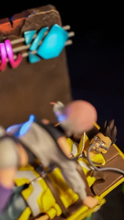 Cyberpunk: Edgerunners - Lucy & David Runaway Statue: Neamedia Icons