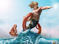 DC Comics - Aquaman Statue / Deluxe Art Scale: Iron Studios