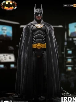DC Comics - Batman Statue / Art Scale: Iron Studio