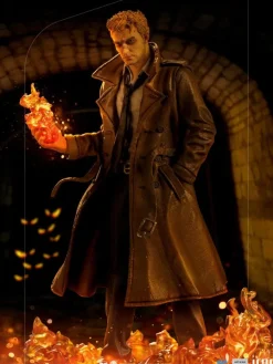 DC Comics - Constantine Statue / Art Scale: Iron Studios