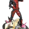 Deadpool - Taco Truck Deadpool Statue / Marvel Gallery: Diamond Select