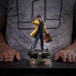 Die Goonies - Mikey Walsh Statue / Art Scale - 40th anniversary : Iron Studios
