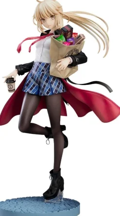 Fate/Grand Order - Saber/Altria Pendragon Statue / Heroic Spirit Traveling Outfit: Good Smile Compan