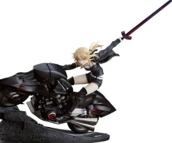 Fate/Grand Order - Saber/Altria Pendragon & Cuirassier Noir Statue: Good Smile Company