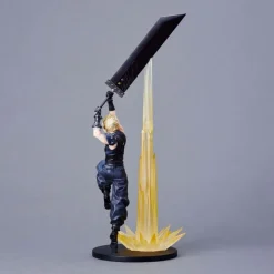Final Fantasy VII Rebirth - Cloud Strife Statue: Square-Enix
