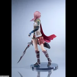 Final Fantasy XIII - Lightning Statue: Square-Enix