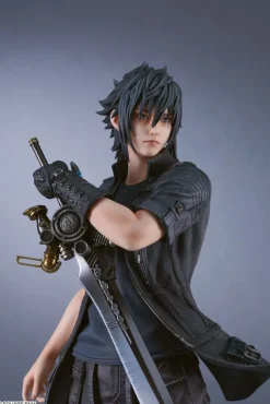 Final Fantasy XV - Noctis Lucis Caelum Statue: Square-Enix