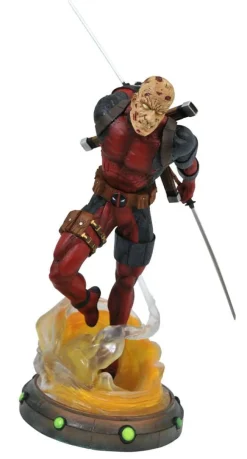 Marvel - Unmasked Deadpool Statue / Marvel Gallery: Diamond Select
