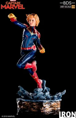Marvel Comics - Captain Marvel Statue / BDS Art Scale: Iron Studios