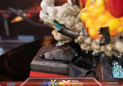 Mega Man X4 - X Finale Weapon Statue / Rising Fire: First 4 Figures