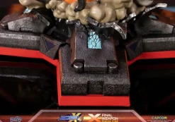 Mega Man X4 - X Finale Weapon Statue / Rising Fire: First 4 Figures