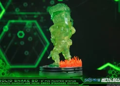 Metal Gear Solid - Solid Snake Statue / SD - Stealth Camouflage Neon Green: First 4 Figures
