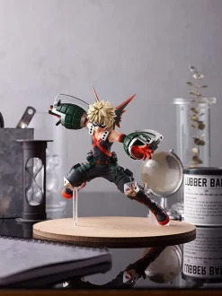 My Hero Academia - Katsuki Bakugo Statue / Pop Up Parade - Costume y Veraion: Good Smile Company