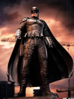 The Batman Movie - Batman Statue: Iron Studios