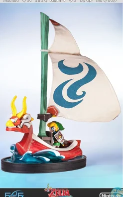 The Legend of Zelda / The Wind Waker - Link on The King of Red Lions Statue: First 4 Figures