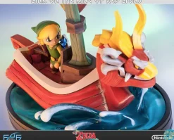 The Legend of Zelda / The Wind Waker - Link on The King of Red Lions Statue: First 4 Figures