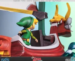 The Legend of Zelda / The Wind Waker - Link on The King of Red Lions Statue: First 4 Figures