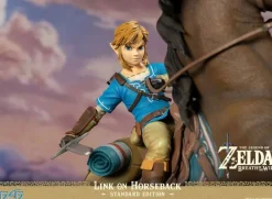 The Legend of Zelda Breath of the Wild - Link on Horseback Statue: First 4 Figures