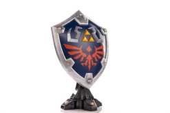 The Legend of Zelda Breath of the Wild - Hylian Shield Statue / Standard Edition: First 4 Figures